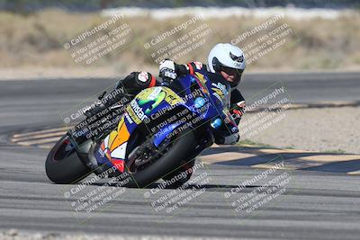 media/Oct-13-2025-Moto Forza (Mon) [[a66d839500]]/3-B Group/Session 3 (Turn 16)/